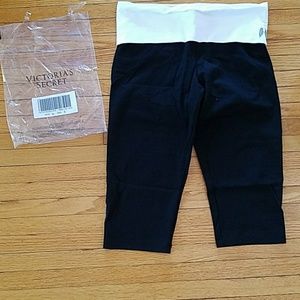Victoria Sercret Capri Yoga Pants.